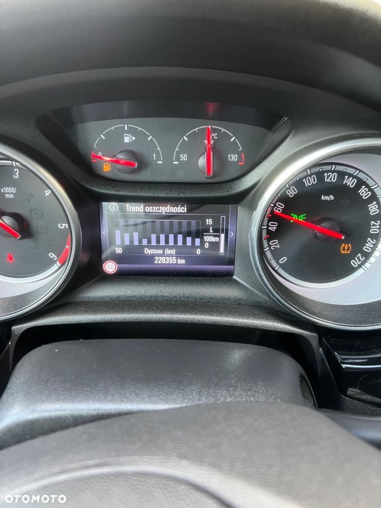 Opel Astra 1.6 CDTI DPF ecoFLEX TourerStart/Stop Exklusiv - 16