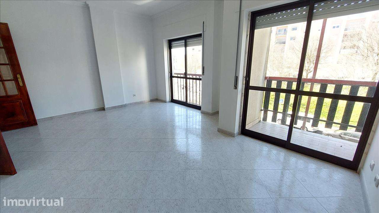 Apartamento em Sintra, Rio de Mouro - Grande imagem: 2/20
