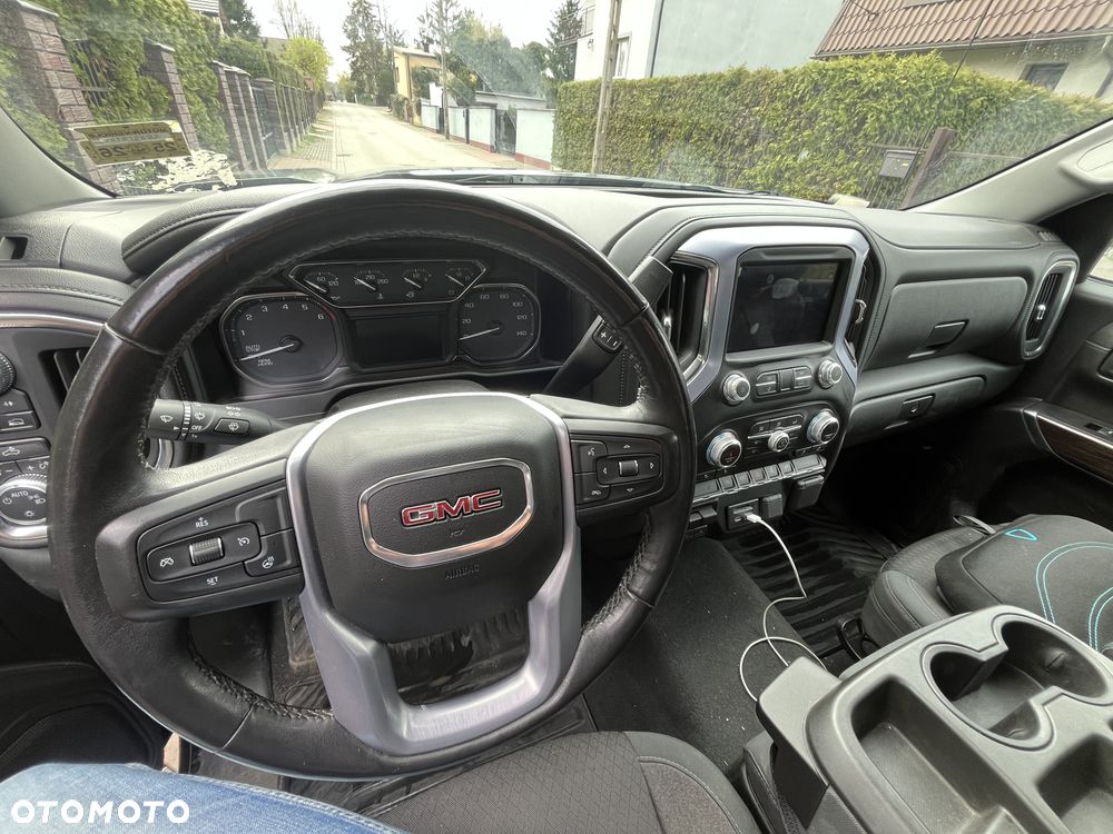 GMC Sierra - 8