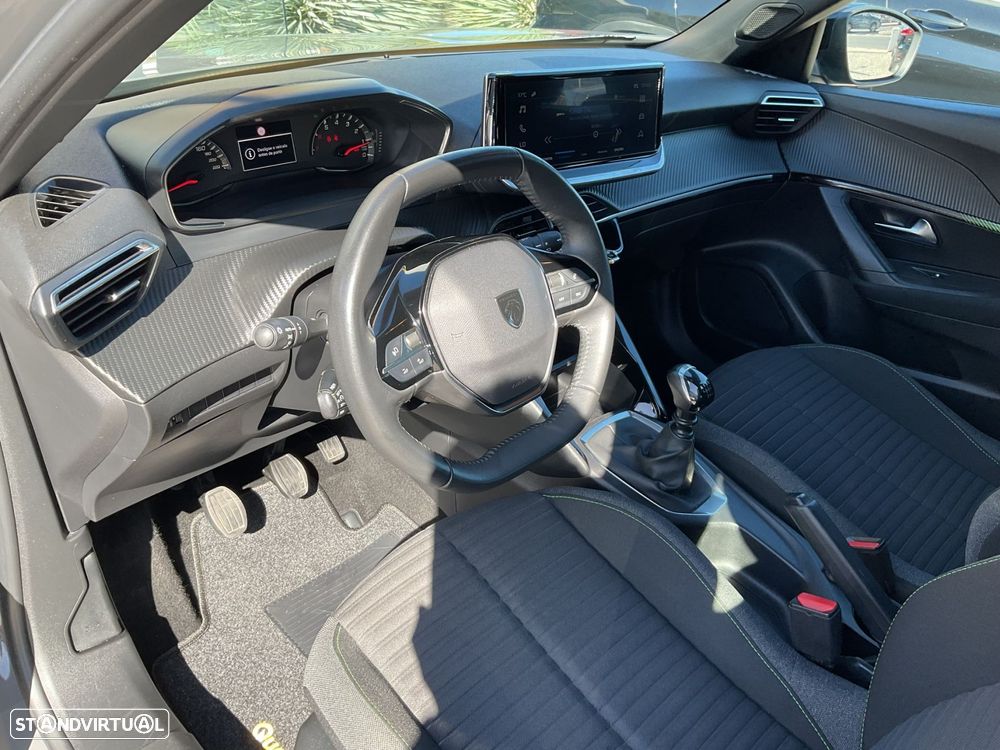 Peugeot 2008 1.2 PureTech Active Pack - 24