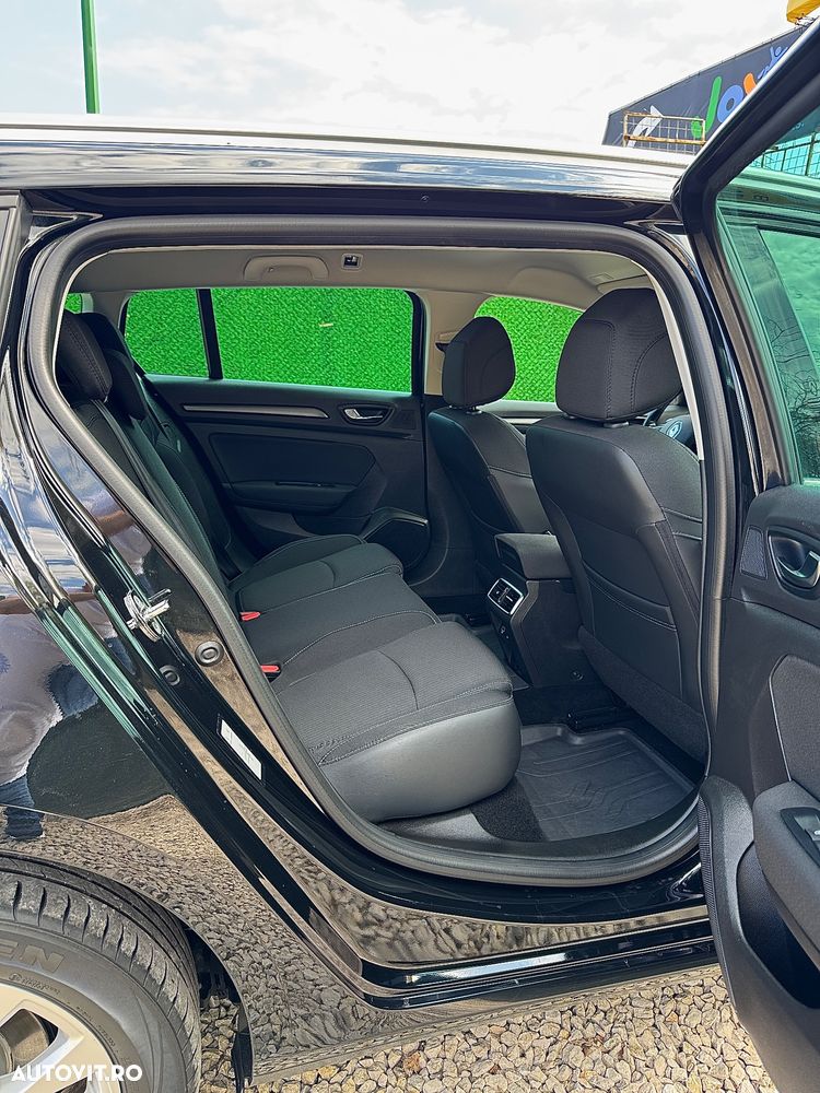 Renault Megane Blue dCi 116 Intens - 12