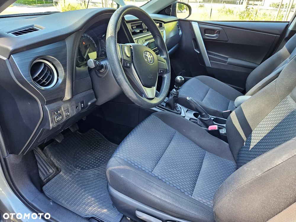 Toyota Auris - 3