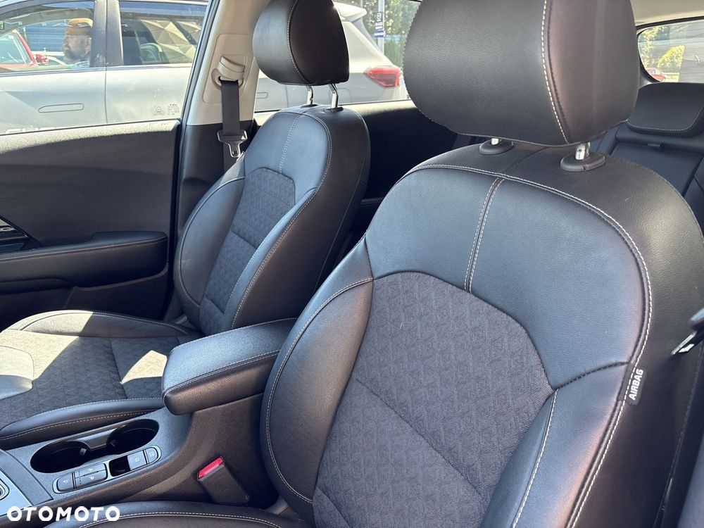 Kia Niro - 11