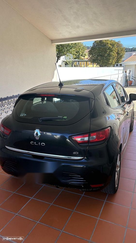 Renault Clio - 2