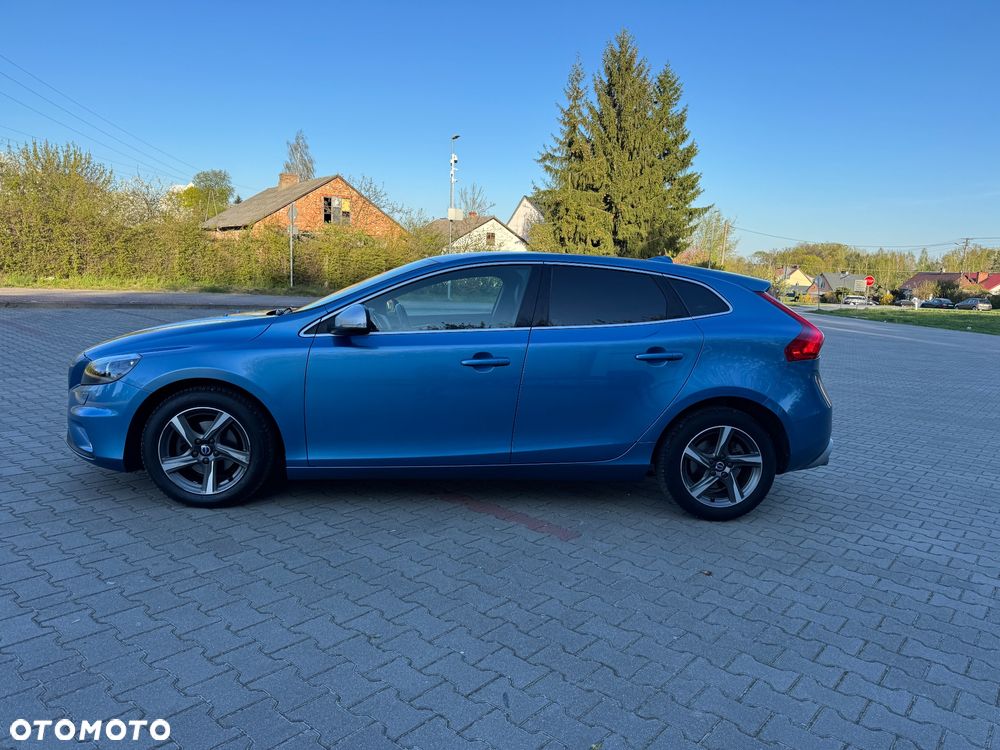 Volvo V40 D2 RDesign - 12