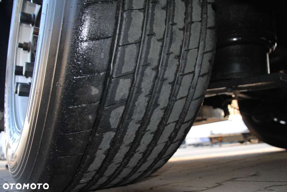 Schmitz Cargobull Varios Mega, podnoszony dach - 17