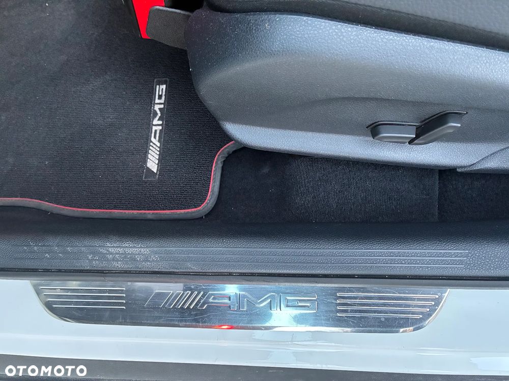 Mercedes-Benz GLC - 14