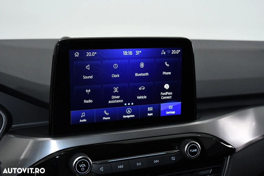 Ford Kuga 2.5 Duratec FHEV TITANIUM - 36