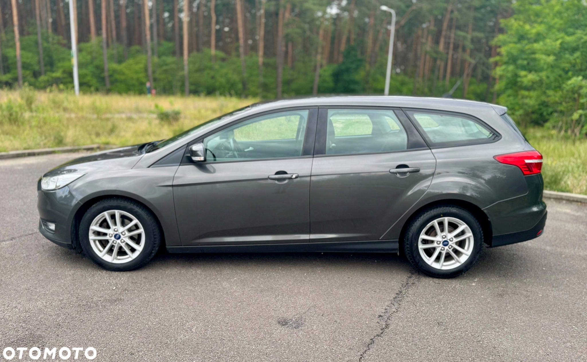 Ford Focus 1.5 TDCi SYNC Edition - 4