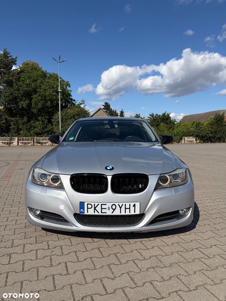 BMW Seria 3 320d - 5