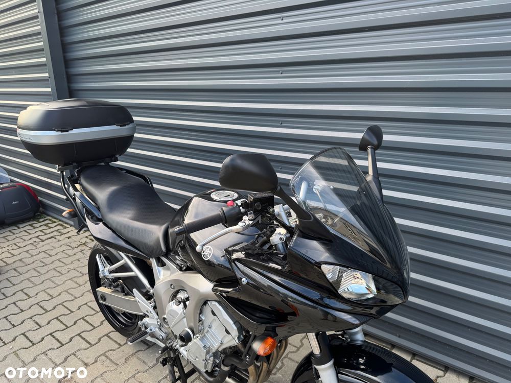 Yamaha FZ6 - 8