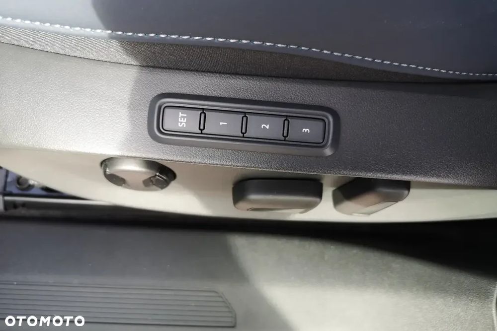 Cupra Tavascan 82kWh 4Drive VZ - 16