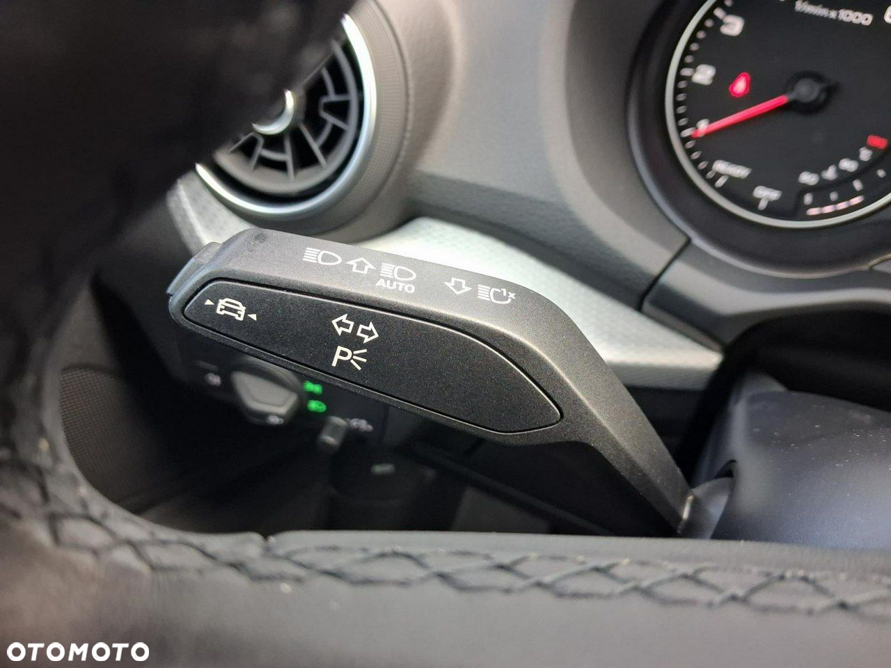 Audi Q2 - 19