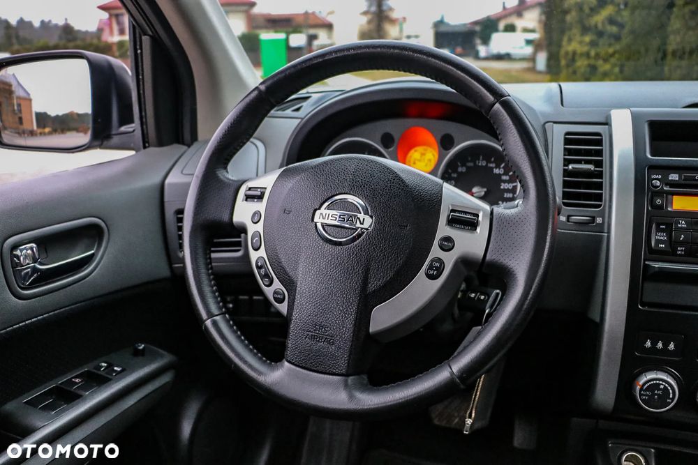 Nissan X-Trail 2.0 dCi LE - 33