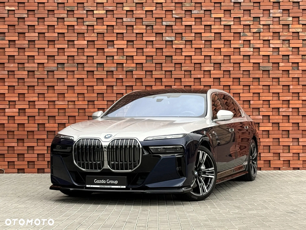 BMW Seria 7 750e PHEV xDrive M Sport sport