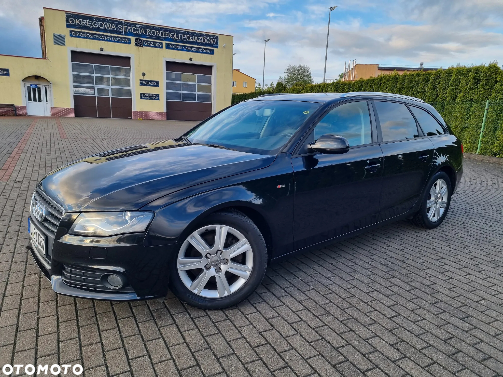 Audi A4 Avant 2.0 TDI DPF S line Sportpaket - 4