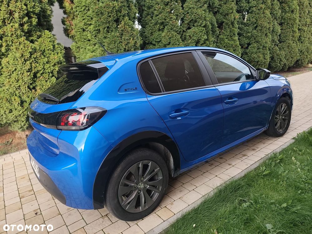 Peugeot 208 50kWh Style - 10