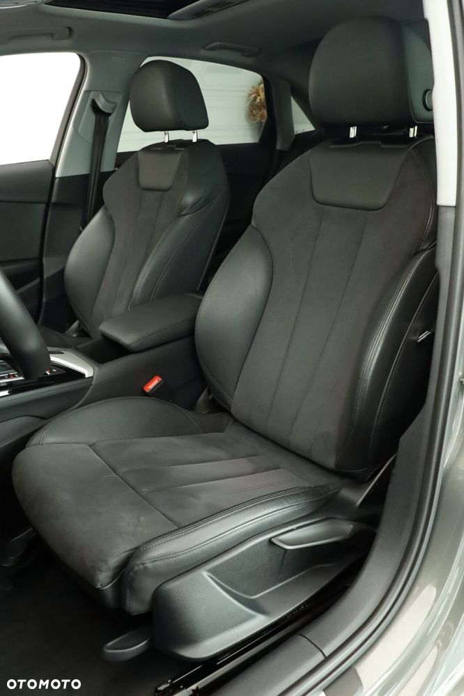 Audi A4 Limousine - 16