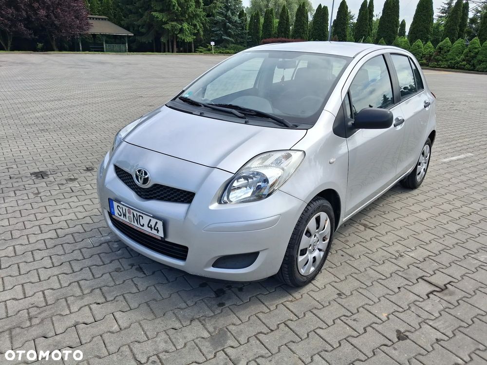 Toyota Yaris 1.0 VVT-i - 2