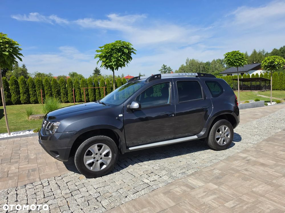 Dacia Duster 1.2 TCe Laureate 4x4 S&S EU6 - 9