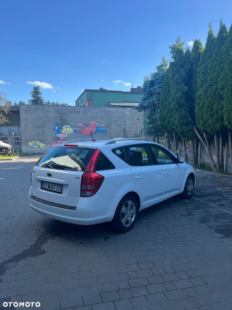 Kia Ceed 1.6 Crdi Comfort + - 2