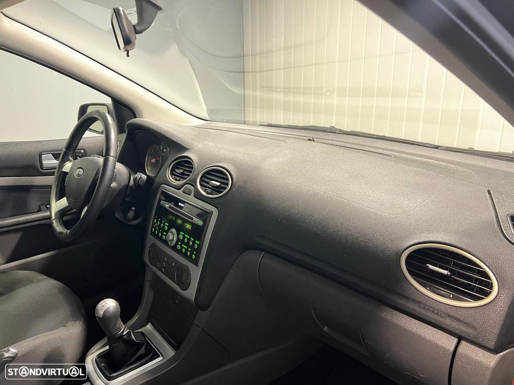 Ford Focus SW 1.6 TDCi Connec. - 14