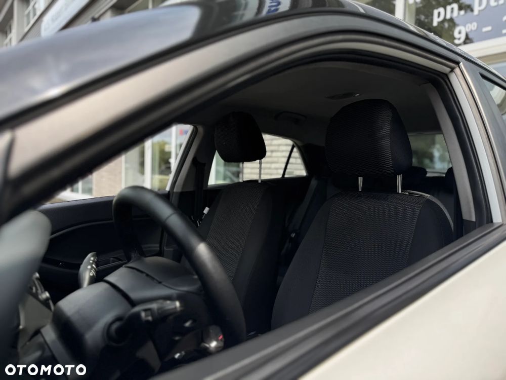 Hyundai i20 1.2 Classic Plus - 13
