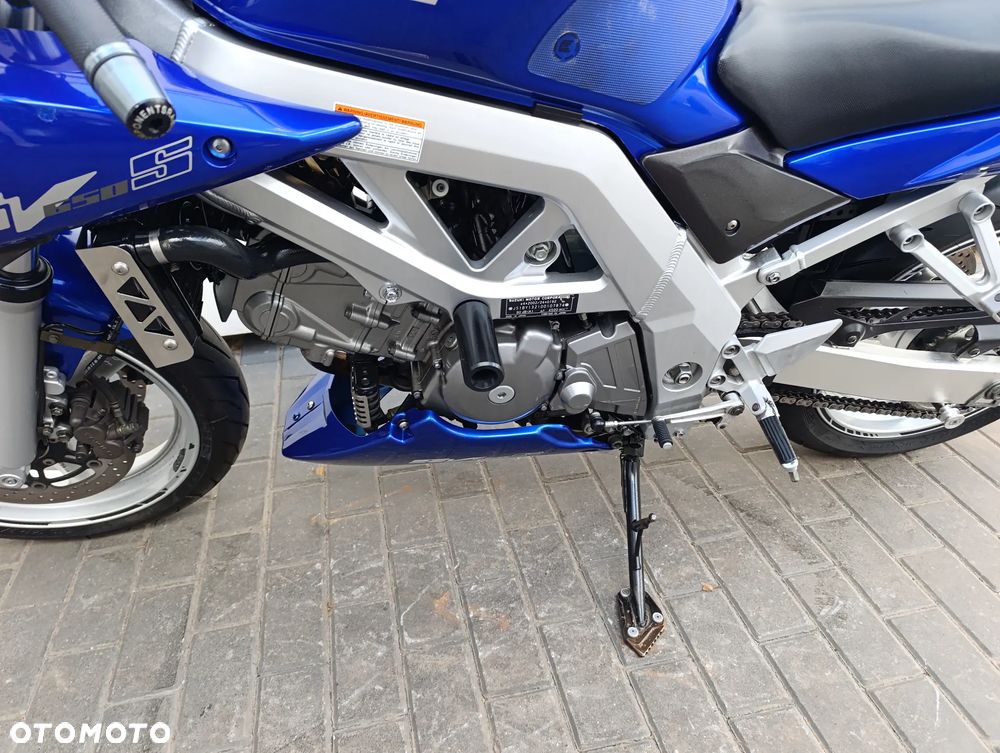 Suzuki SV - 13