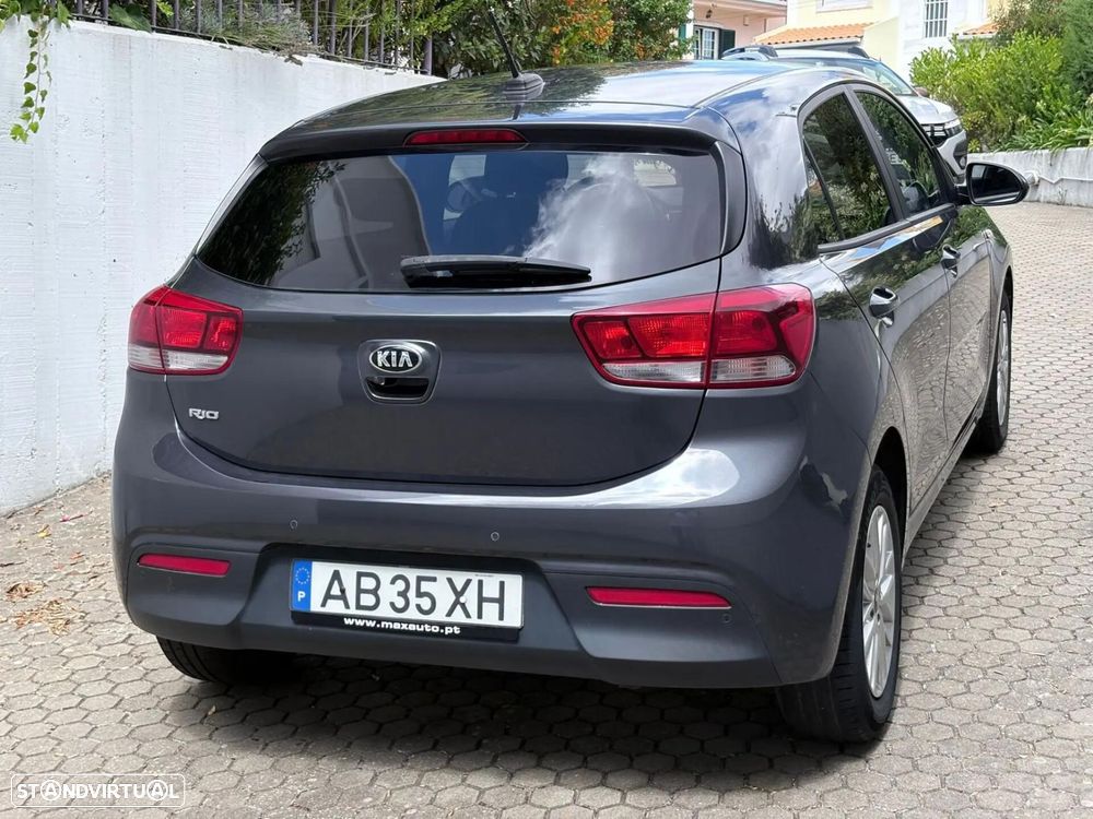 Kia Rio 1.2 CVVT Urban - 20