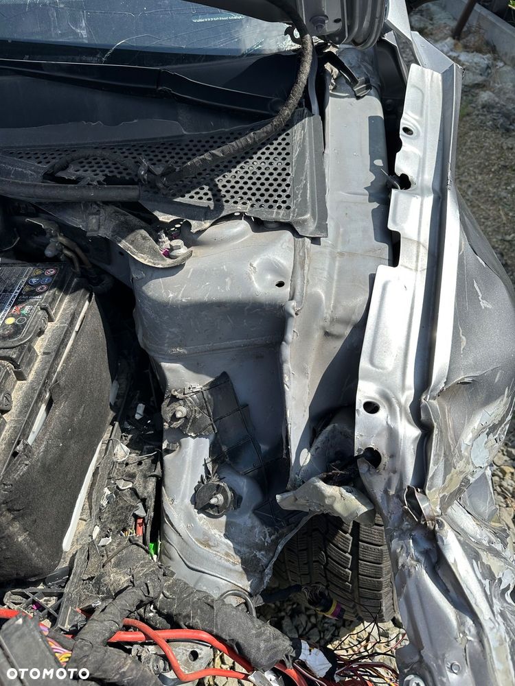Volkswagen Passat Variant 2.0 TDI EVO Essence DSG - 27
