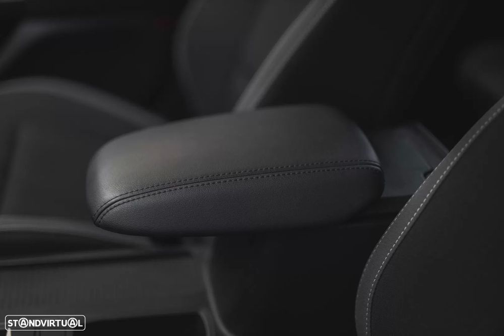 Ford Focus 1.5 TDCi ECOBlue Active - 39