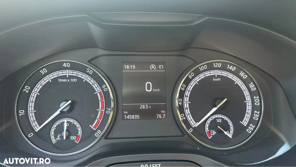 Skoda Karoq 1.5 TSI DSG Sportline - 9