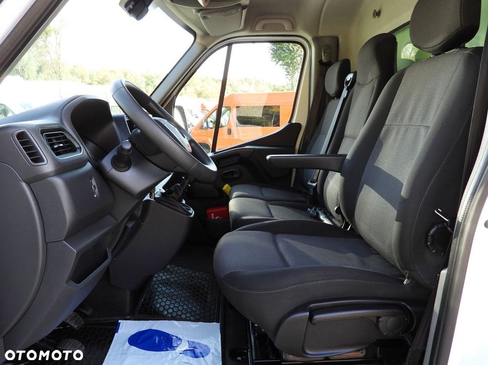 Renault MASTER KONTENER WINDA 8 PALET TEMPOMAT LEDY BLIŹNIACZE KOŁA KLIMATYZACJA  145KM - 28