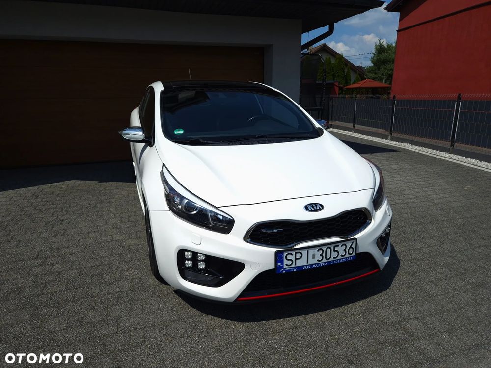 Kia ProCeed 1.6 T-GDI GT-Track - 12