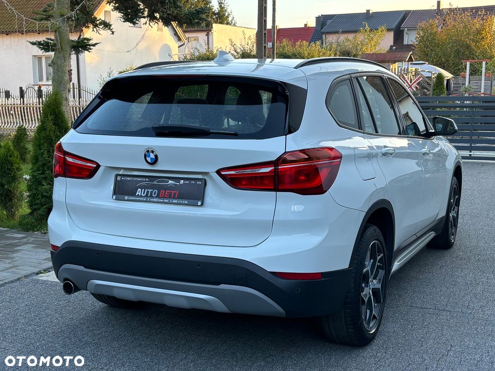BMW X1 sDrive18d xLine - 35