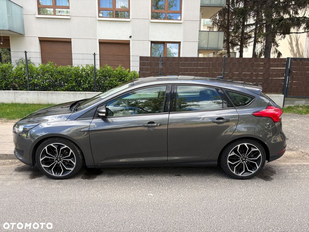 Ford Focus - 8