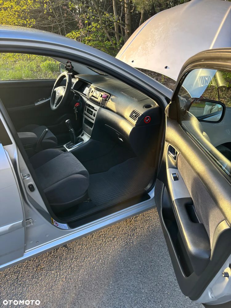 Toyota Corolla 2.0 D-4D Luna - 22