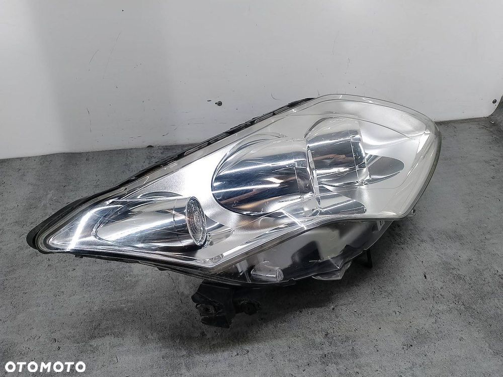 LAMPA PRZÓD PRAWA RENAULT LAGUNA III 260100038R 89901841 - 6