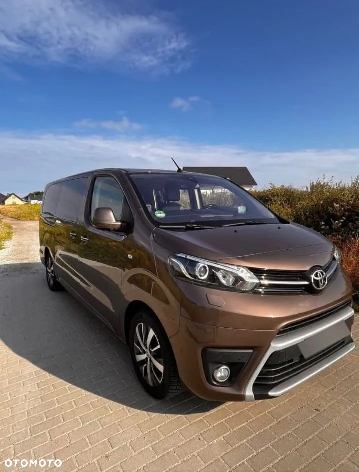 Toyota ProAce Kombi 2.0 D-4D Long 2,8t - 1