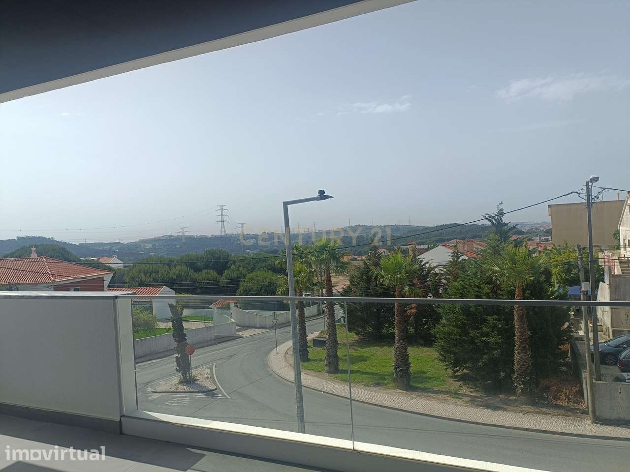 Excepcional apartamento T3 novo,  junto ao Belas Clube de Campo - Grande imagem: 2/23