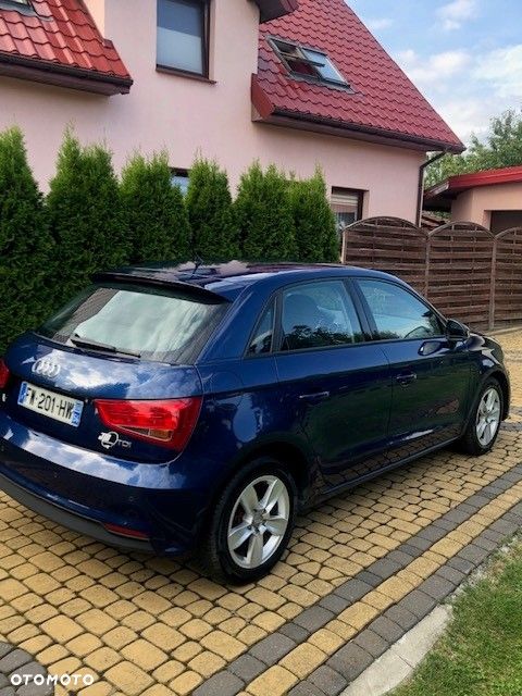 Audi A1 Sportback 1.6 TDI design - 4