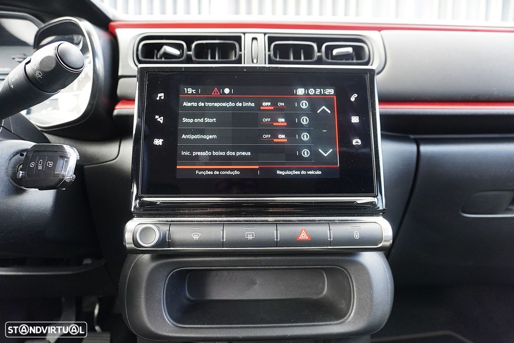 Citroën C3 1.2 PureTech Shine - 42