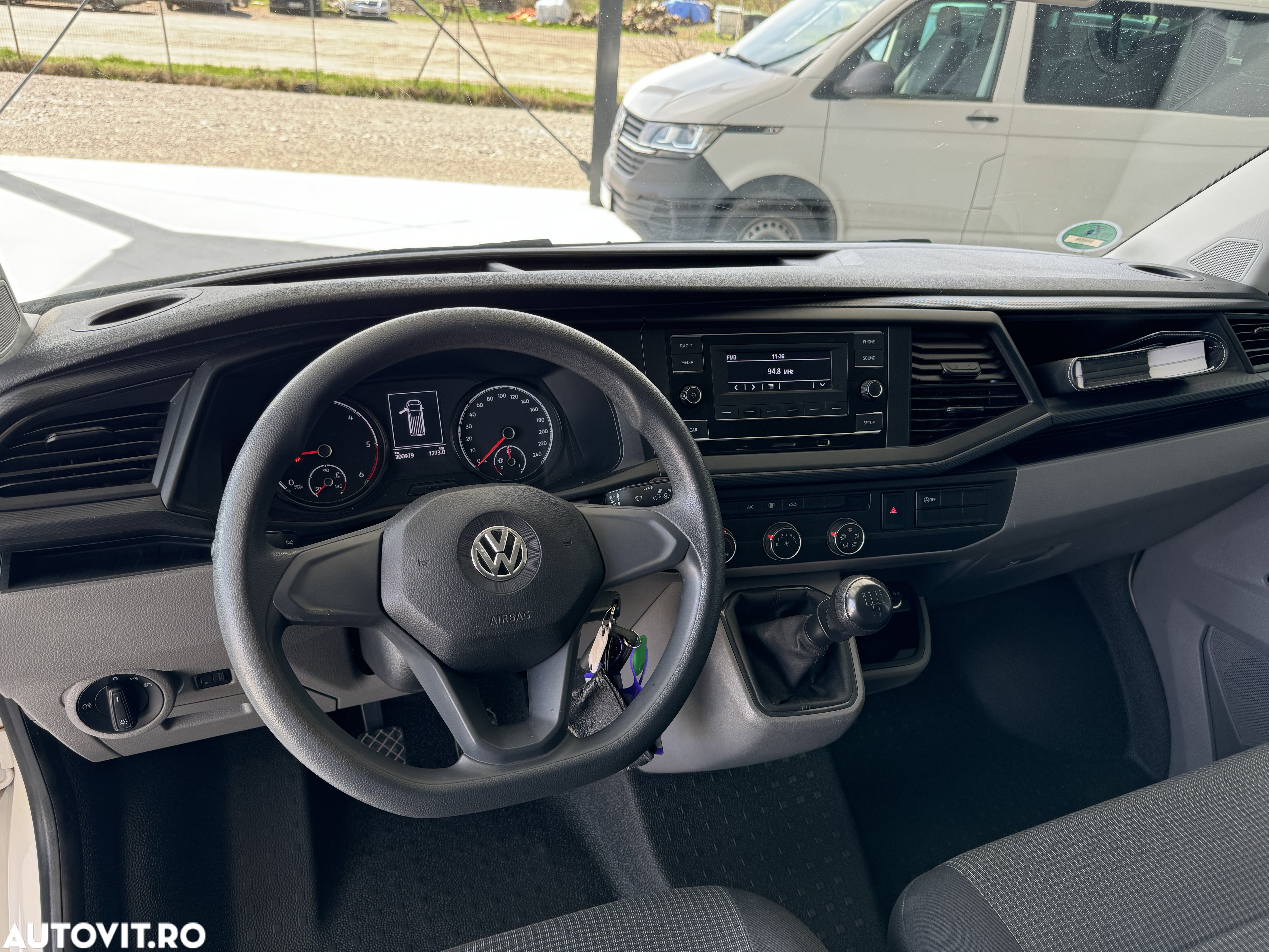 Volkswagen Transporter - 6