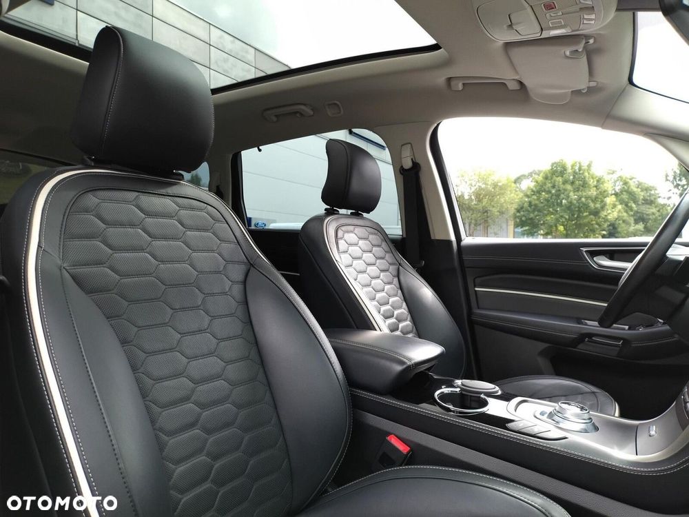Ford S-Max - 33