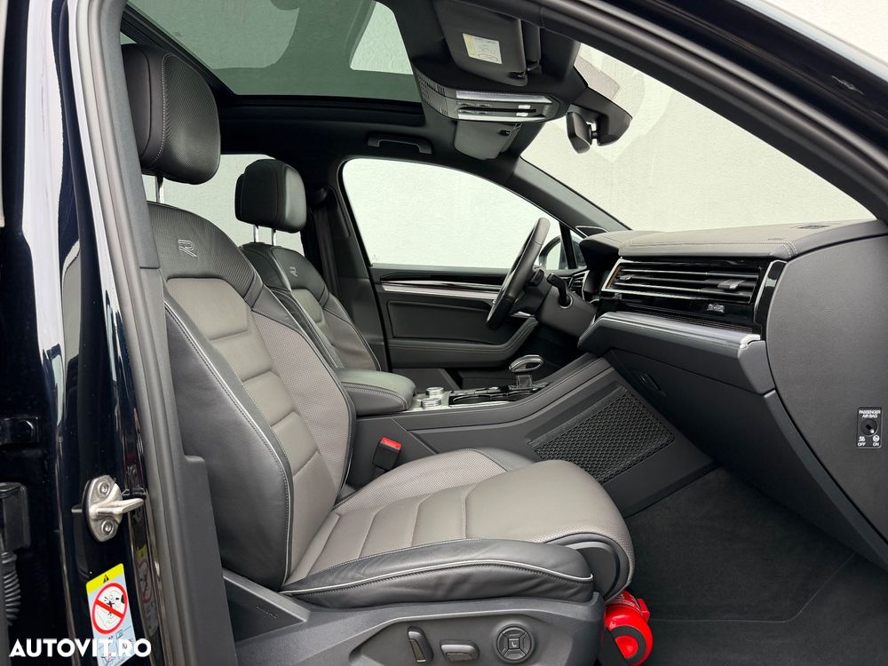 Volkswagen Touareg V6 TDI 4MOTION R-Line - 14