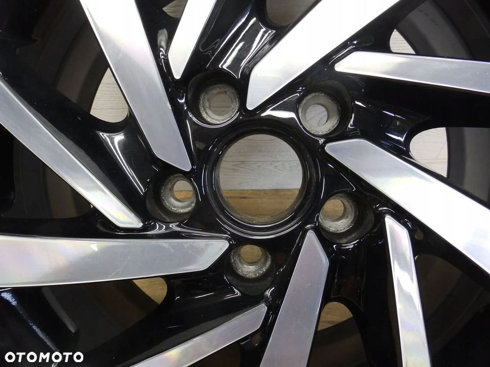 Felga VW Caddy 2K5 6Jx16H2 Et50 5x112 2K5601025R - 2