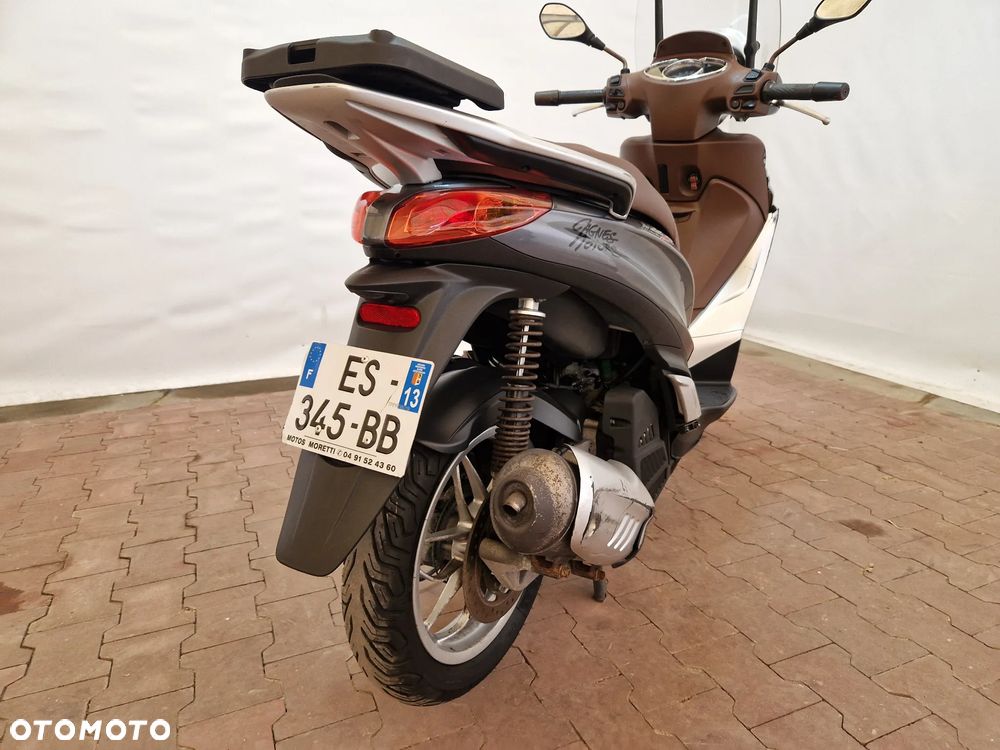 Piaggio Medley - 21