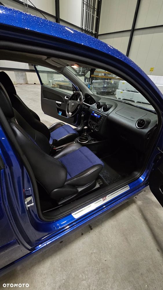 Ford Fiesta 2.0 ST - 5