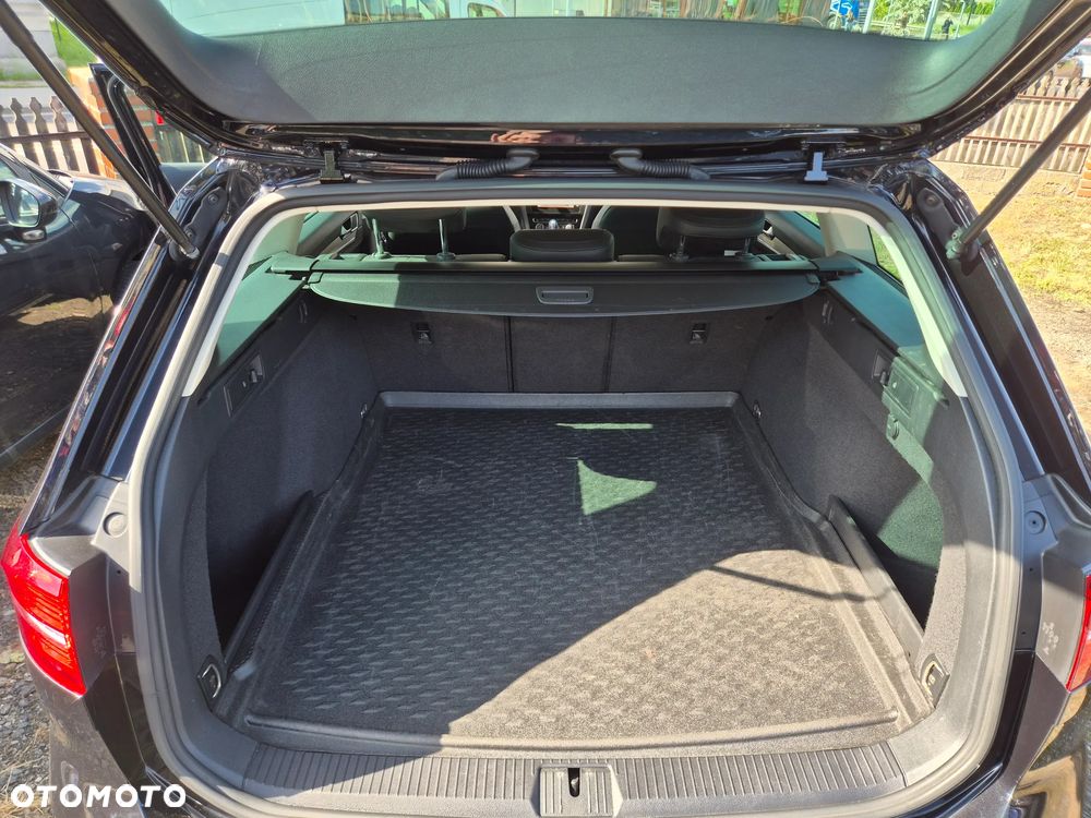 Volkswagen Passat Variant 1.4 TSI BMT ACT Highline DSG - 22
