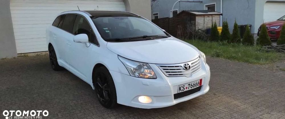 Toyota Avensis - 22